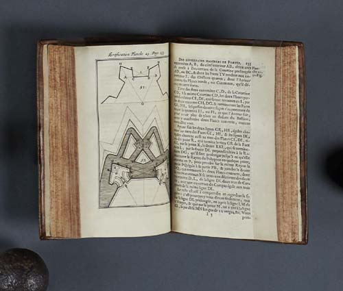 Ozanam, J. Trait� de fortification